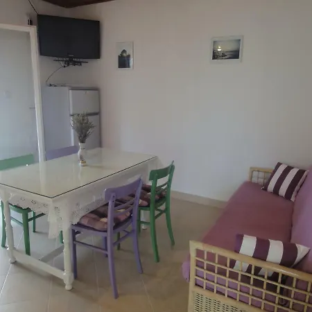Ana Apartmán Mali Drvenik