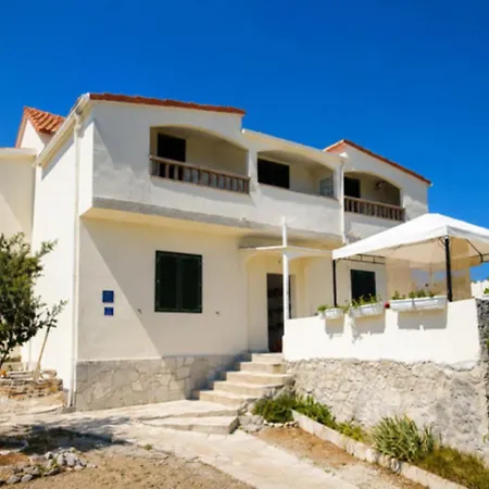 Apartman Ana Mali Drvenik