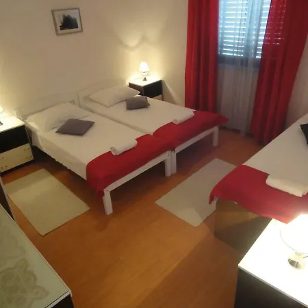 Ana Apartment Mali Drvenik